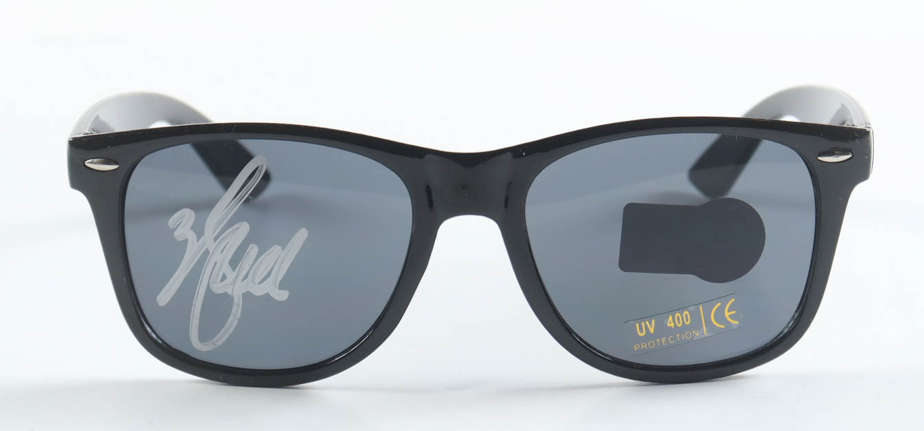 Will Smith Signed Sunglasses (Beckett) at PristineAuction.com Will Smith Signed Sunglasses (Beckett) at PristineAuction.com