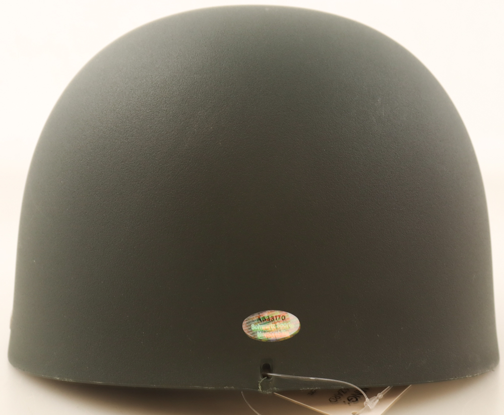 Charlie Sheen Signed "Platoon" Replica Army Helmet (Schwartz) at PristineAuction.com Charlie Sheen Signed "Platoon" Replica Army Helmet (Schwartz) at PristineAuction.com