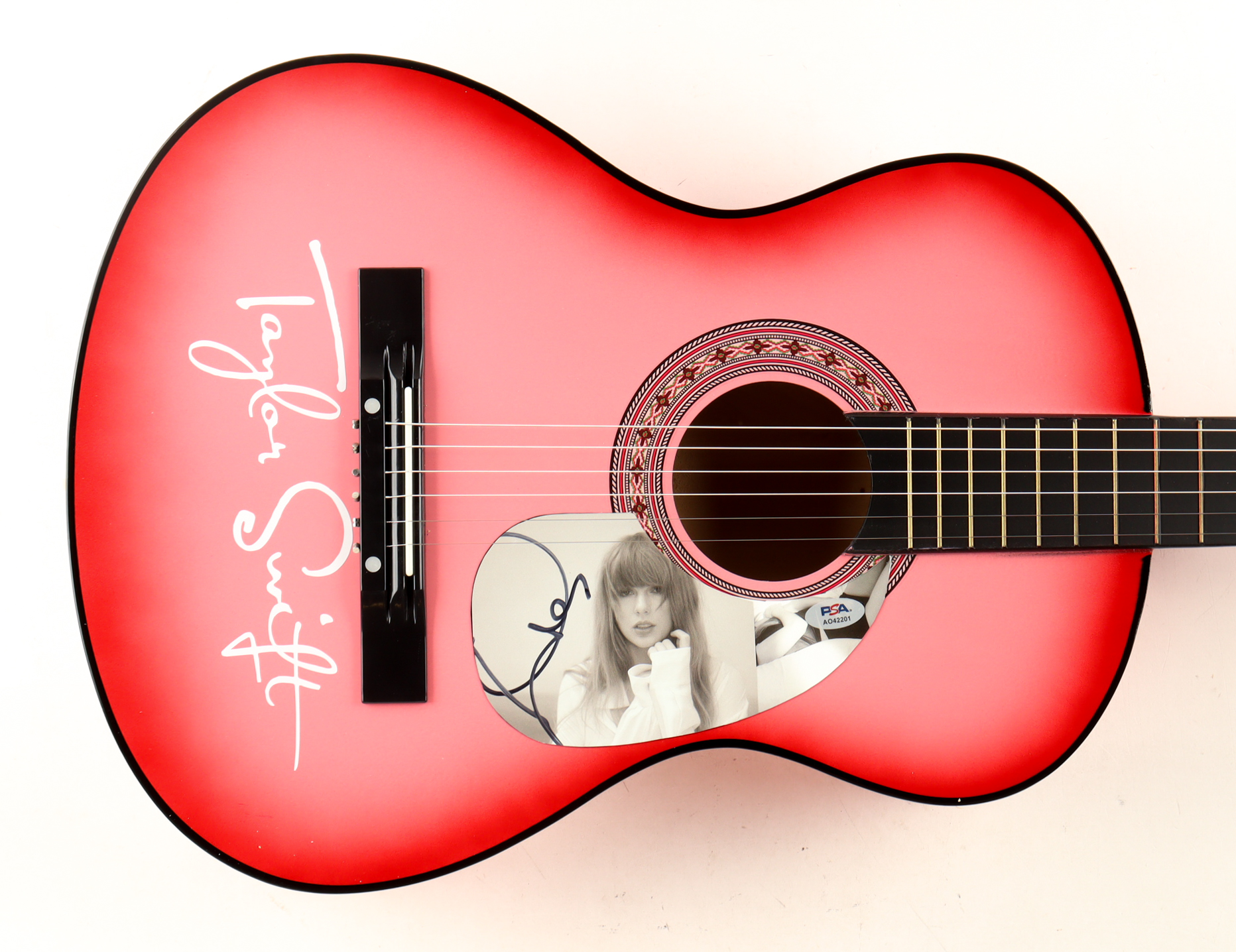 Taylor Swift Guitar with Signed Custom Insert Pickguard (PSA) at PristineAuction.com Taylor Swift Guitar with Signed Custom Insert Pickguard (PSA) at PristineAuction.com