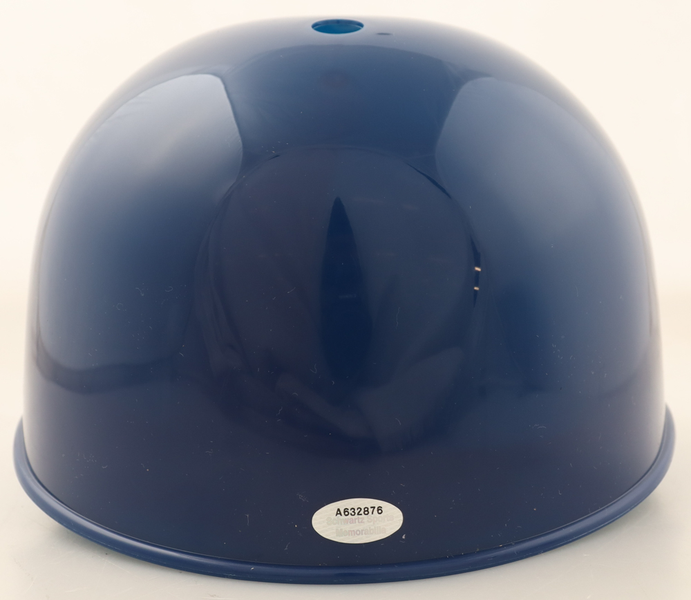 Andre Dawson Signed Cubs Full-Size Batting Helmet (Schwartz) at PristineAuction.com Andre Dawson Signed Cubs Full-Size Batting Helmet (Schwartz) at PristineAuction.com