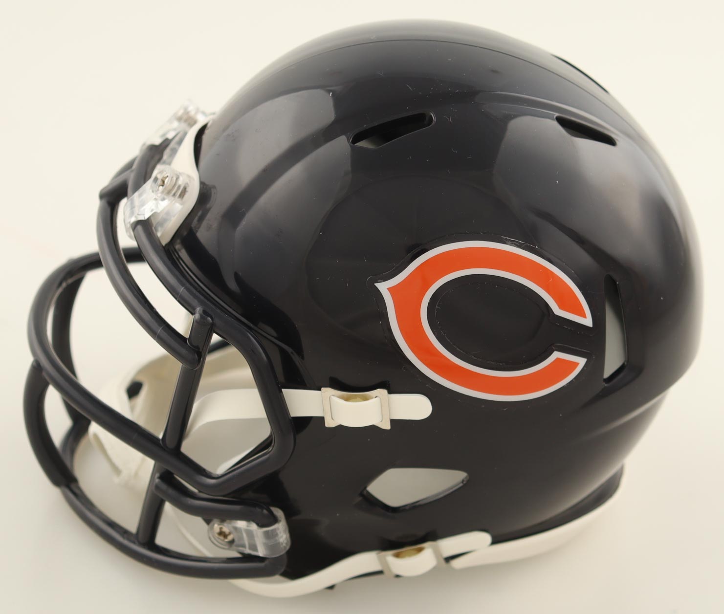 Kevin Butler Signed Bears Speed Mini Helmet (Schwartz) at PristineAuction.com Kevin Butler Signed Bears Speed Mini Helmet (Schwartz) at PristineAuction.com