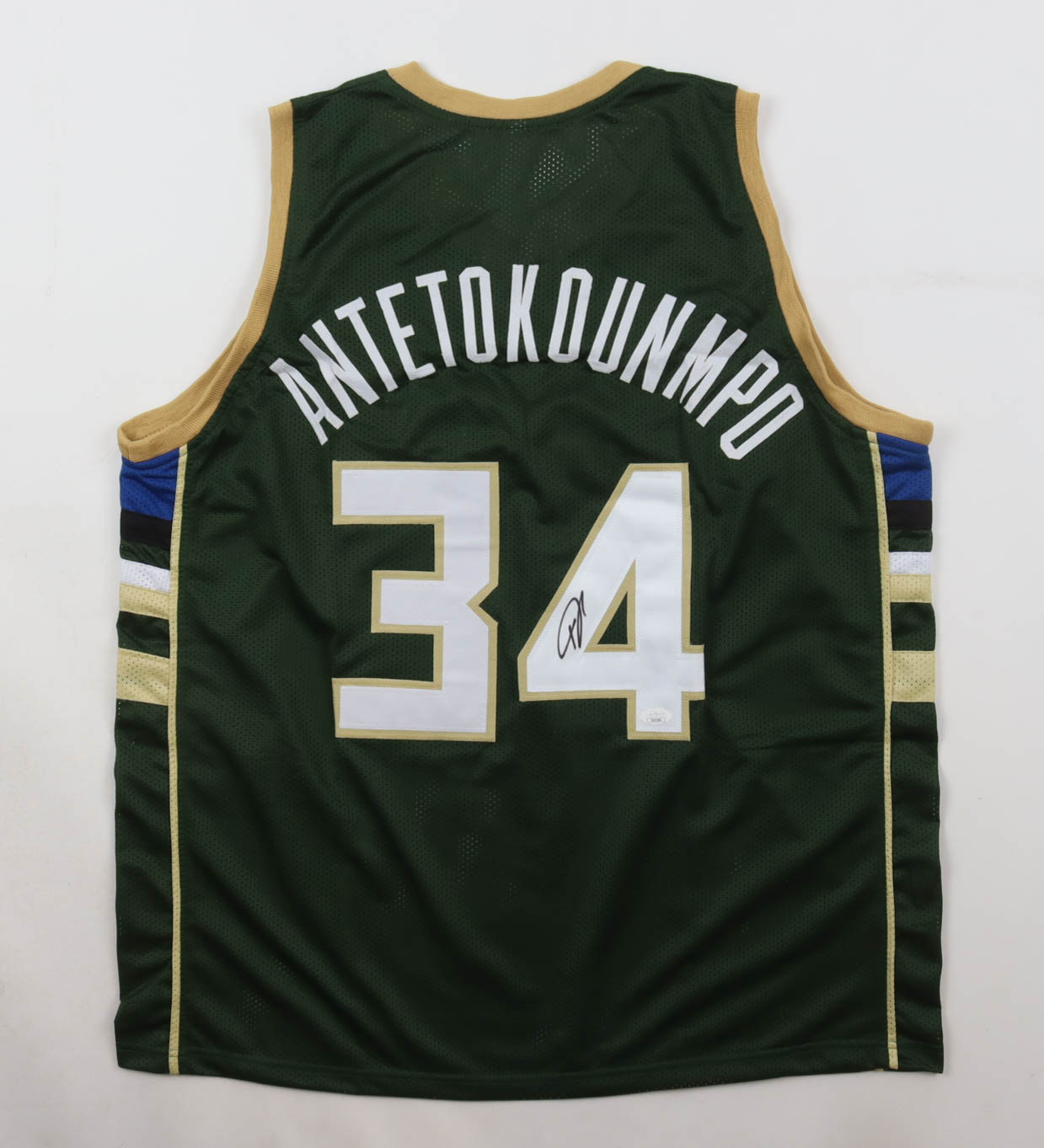 Giannis Antetokounmpo Signed Jersey (JSA) at PristineAuction.com Giannis Antetokounmpo Signed Jersey (JSA) at PristineAuction.com