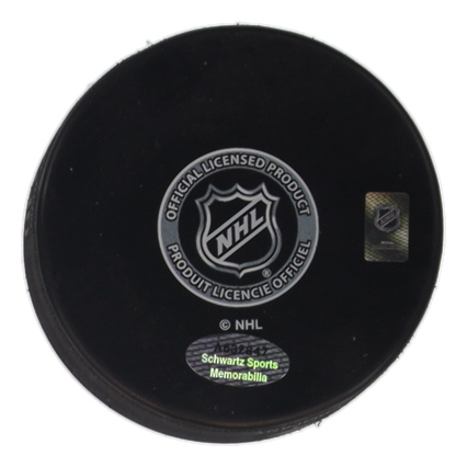 Emilio Estevez Signed "The Mighty Ducks" Logo Hockey Puck (Schwartz) at PristineAuction.com Emilio Estevez Signed "The Mighty Ducks" Logo Hockey Puck (Schwartz) at PristineAuction.com