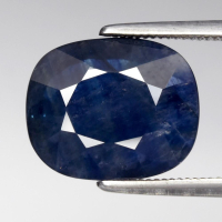3.92 Carats Natural Sapphire Loose | Estimated Retail Value: $3,000 (UGL Certs) at PristineAuction.com