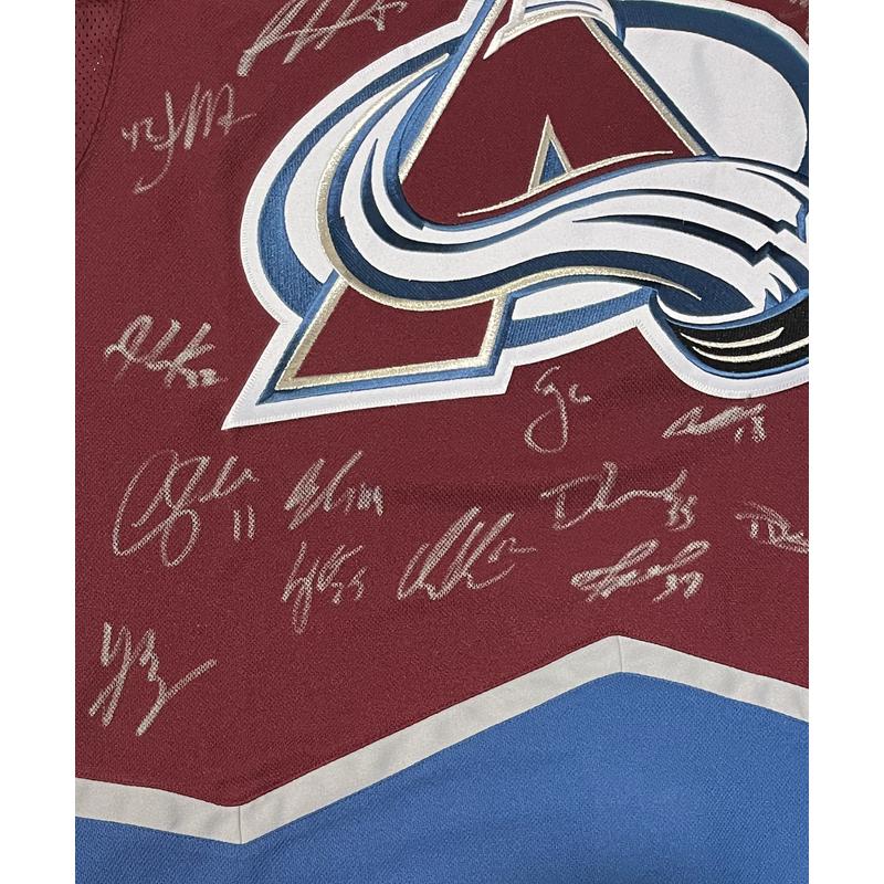 Avalanche 2022 SC Jersey Team-Signed by (20) with Andre Burakovsky, J.T. Compher, Pavel Francouz, Erik Johnson (Fanatics) at PristineAuction.com Avalanche 2022 SC Jersey Team-Signed by (20) with Andre Burakovsky, J.T. Compher, Pavel Francouz, Erik Johnson (Fanatics) at PristineAuction.com