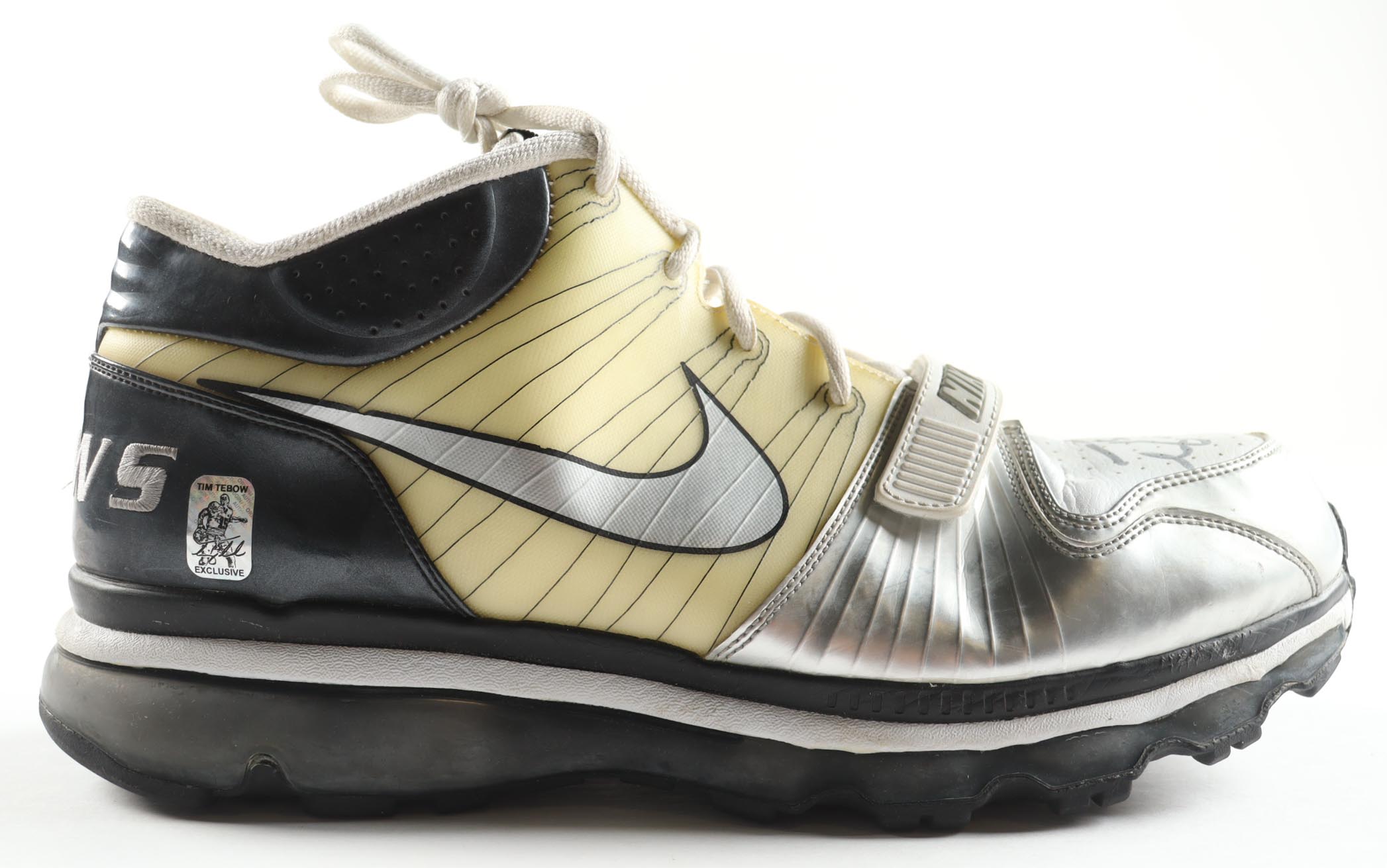 Tim Tebow Signed Nike Shoe (Tebow) at PristineAuction.com Tim Tebow Signed Nike Shoe (Tebow) at PristineAuction.com