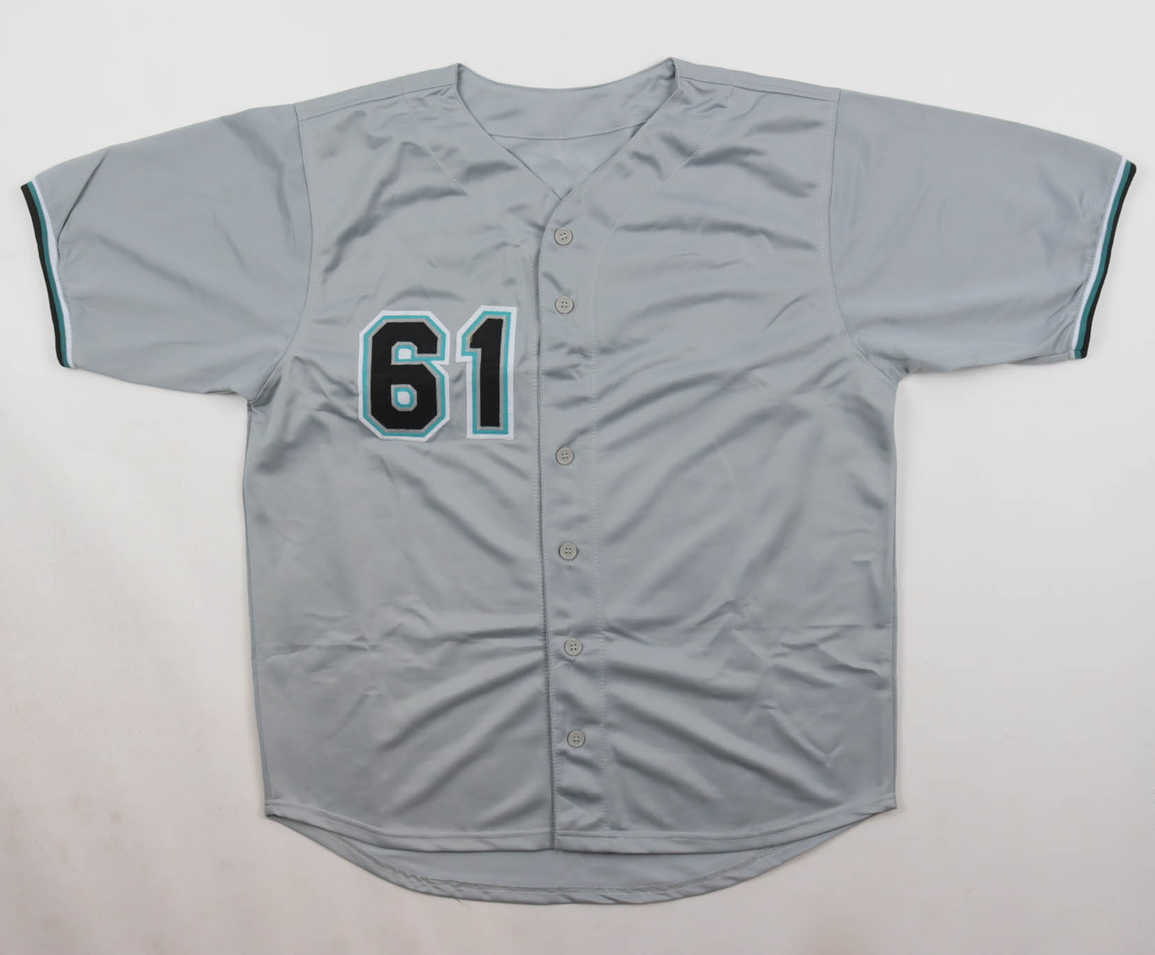 Livan Hernandez Signed Jersey Inscribed "MVP 1997 WS" (JSA) at PristineAuction.com Livan Hernandez Signed Jersey Inscribed "MVP 1997 WS" (JSA) at PristineAuction.com