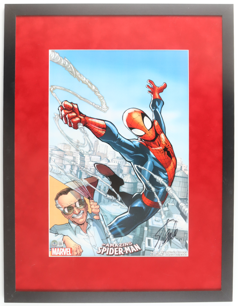 Stan Lee Signed "Spider-Man" Custom Framed Art Display (Beckett) at PristineAuction.com Stan Lee Signed "Spider-Man" Custom Framed Art Display (Beckett) at PristineAuction.com