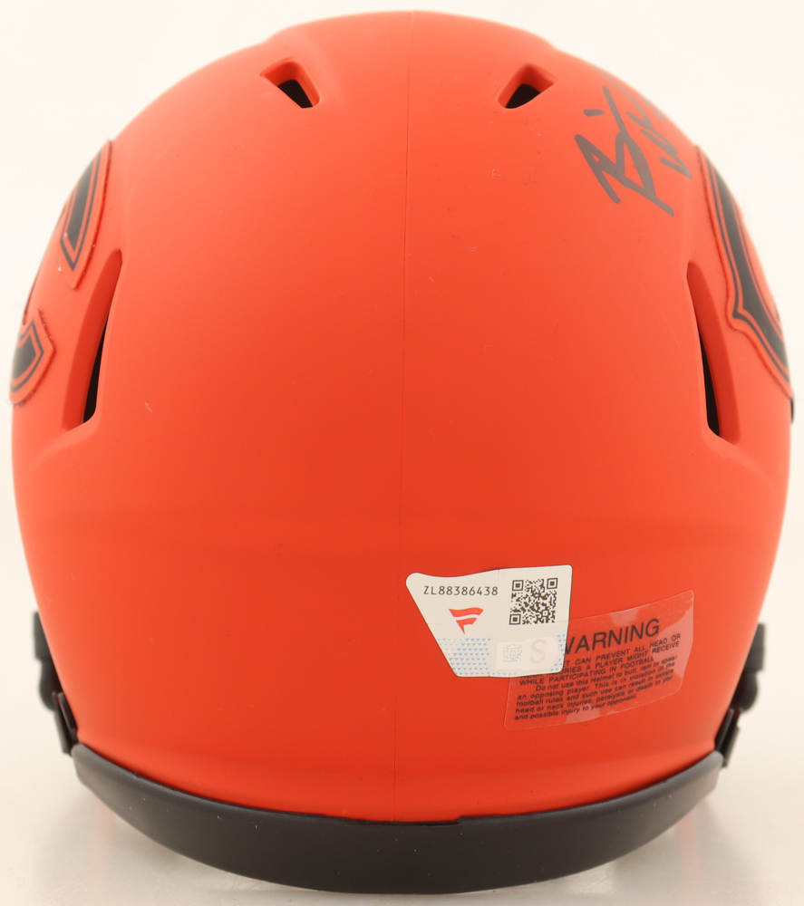 Brian Urlacher Signed Bears Rave Alternate Speed Mini Helmet Inscribed "HOF 18" (Fanatics) at PristineAuction.com Brian Urlacher Signed Bears Rave Alternate Speed Mini Helmet Inscribed "HOF 18" (Fanatics) at PristineAuction.com