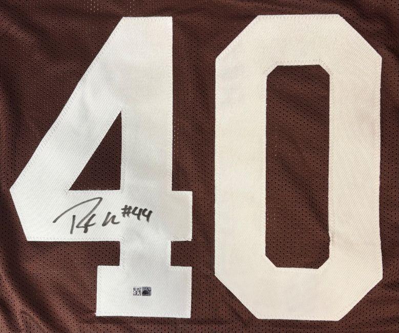 Peyton Hillis Signed Jersey (Sports Integrity) at PristineAuction.com Peyton Hillis Signed Jersey (Sports Integrity) at PristineAuction.com