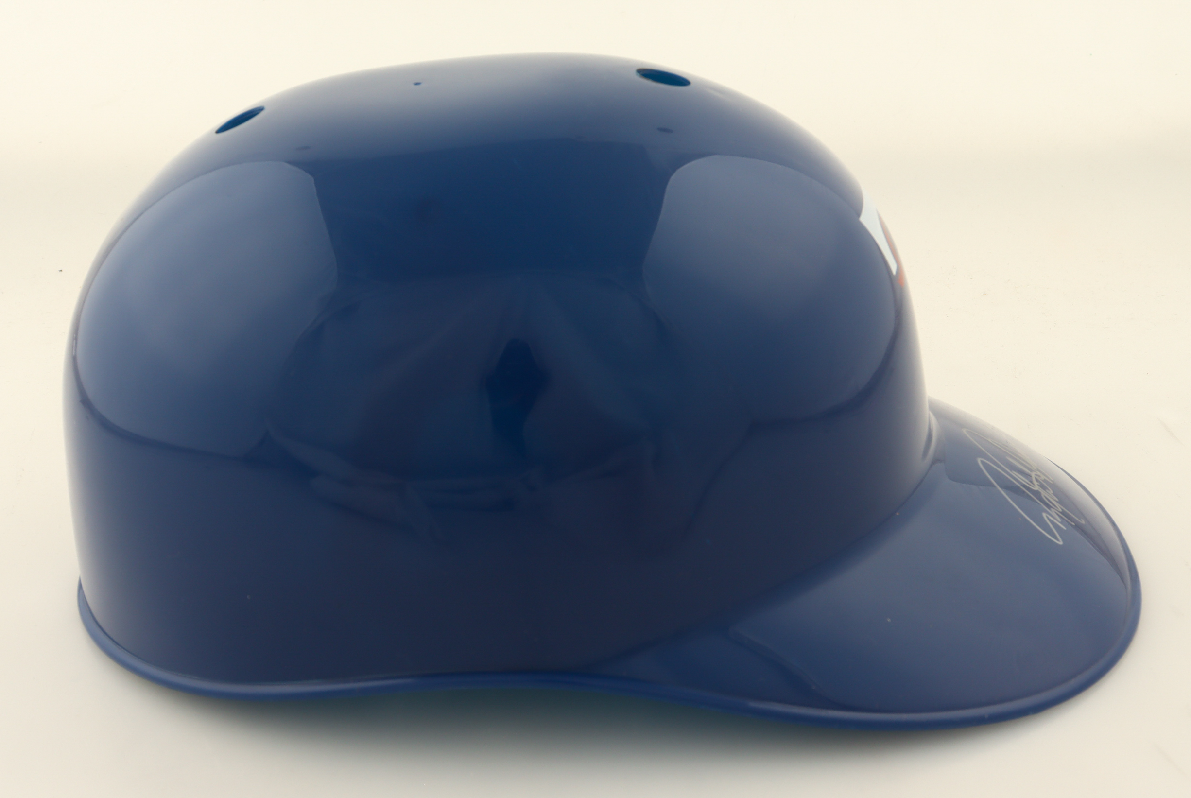 Rafael Palmeiro Signed Rangers Full-Size Batting Helmet (Schwartz) at PristineAuction.com Rafael Palmeiro Signed Rangers Full-Size Batting Helmet (Schwartz) at PristineAuction.com