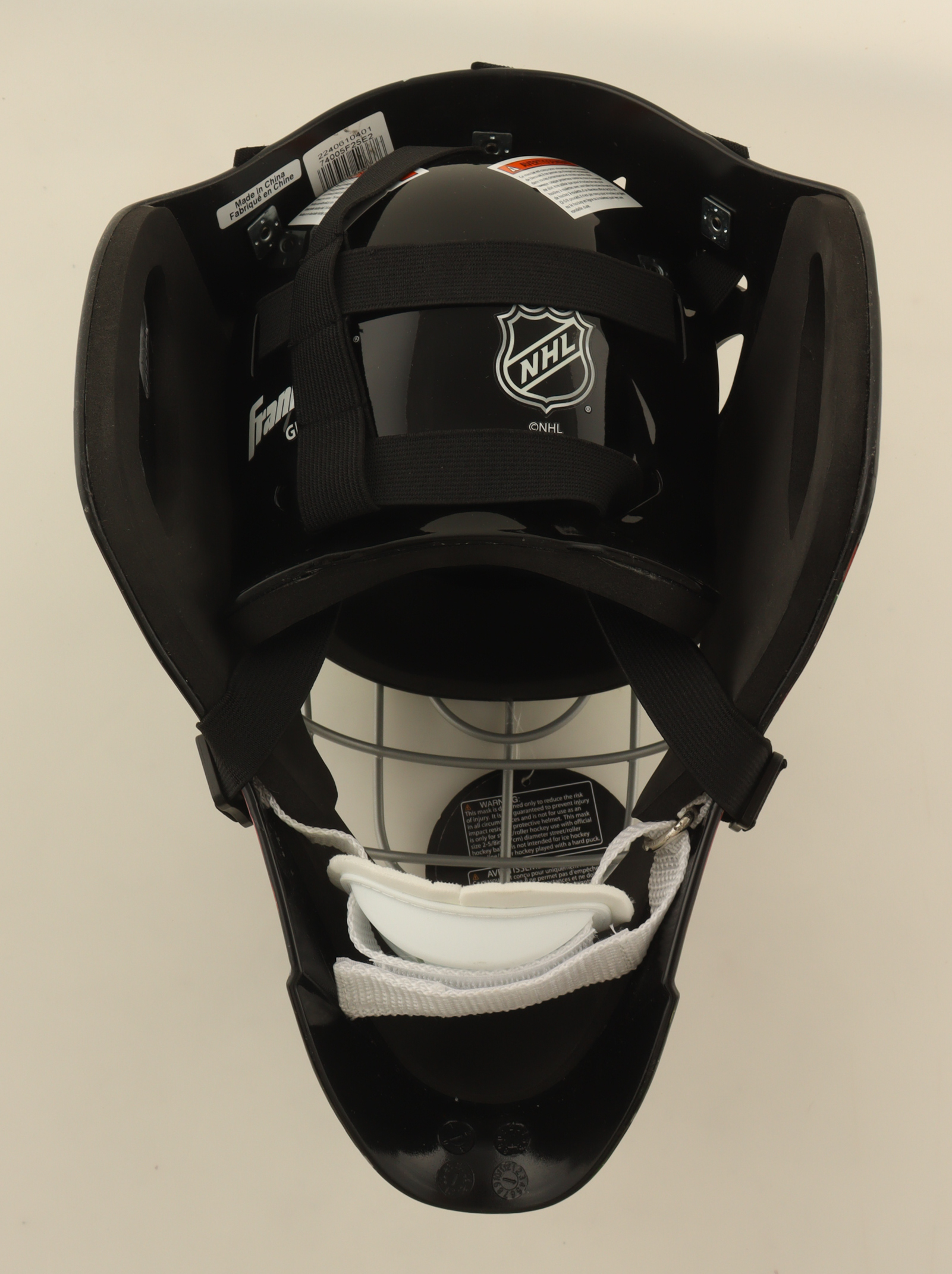 1999 Stanley Cup Champions Stars Goalie Mask Signed By (13) with Mike Modano, Brett Hull, Ed Belfour, Guy Carbonneau (Beckett) at PristineAuction.com 1999 Stanley Cup Champions Stars Goalie Mask Signed By (13) with Mike Modano, Brett Hull, Ed Belfour, Guy Carbonneau (Beckett) at PristineAuction.com