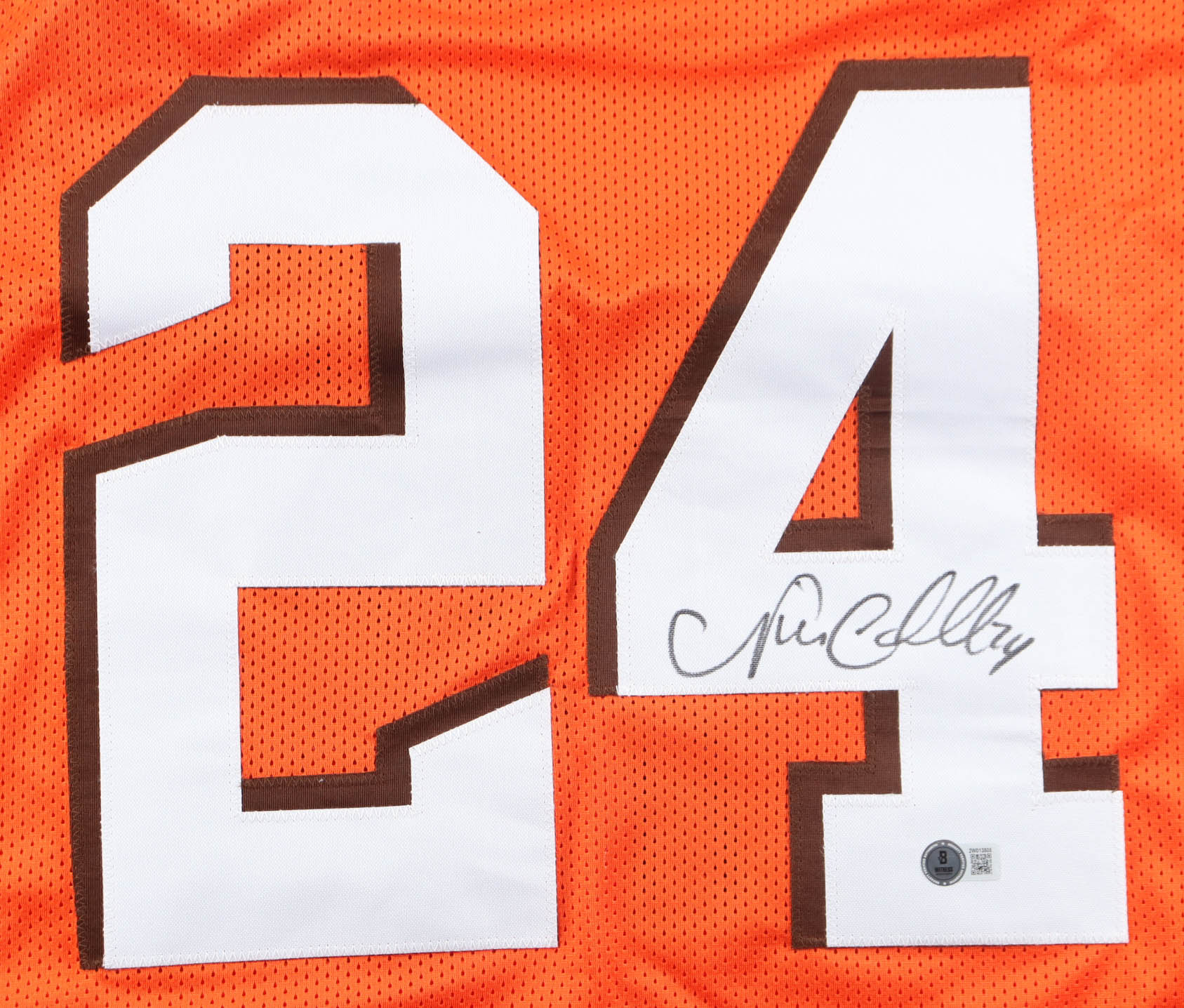 Nick Chubb Signed Jersey (Beckett) at PristineAuction.com Nick Chubb Signed Jersey (Beckett) at PristineAuction.com