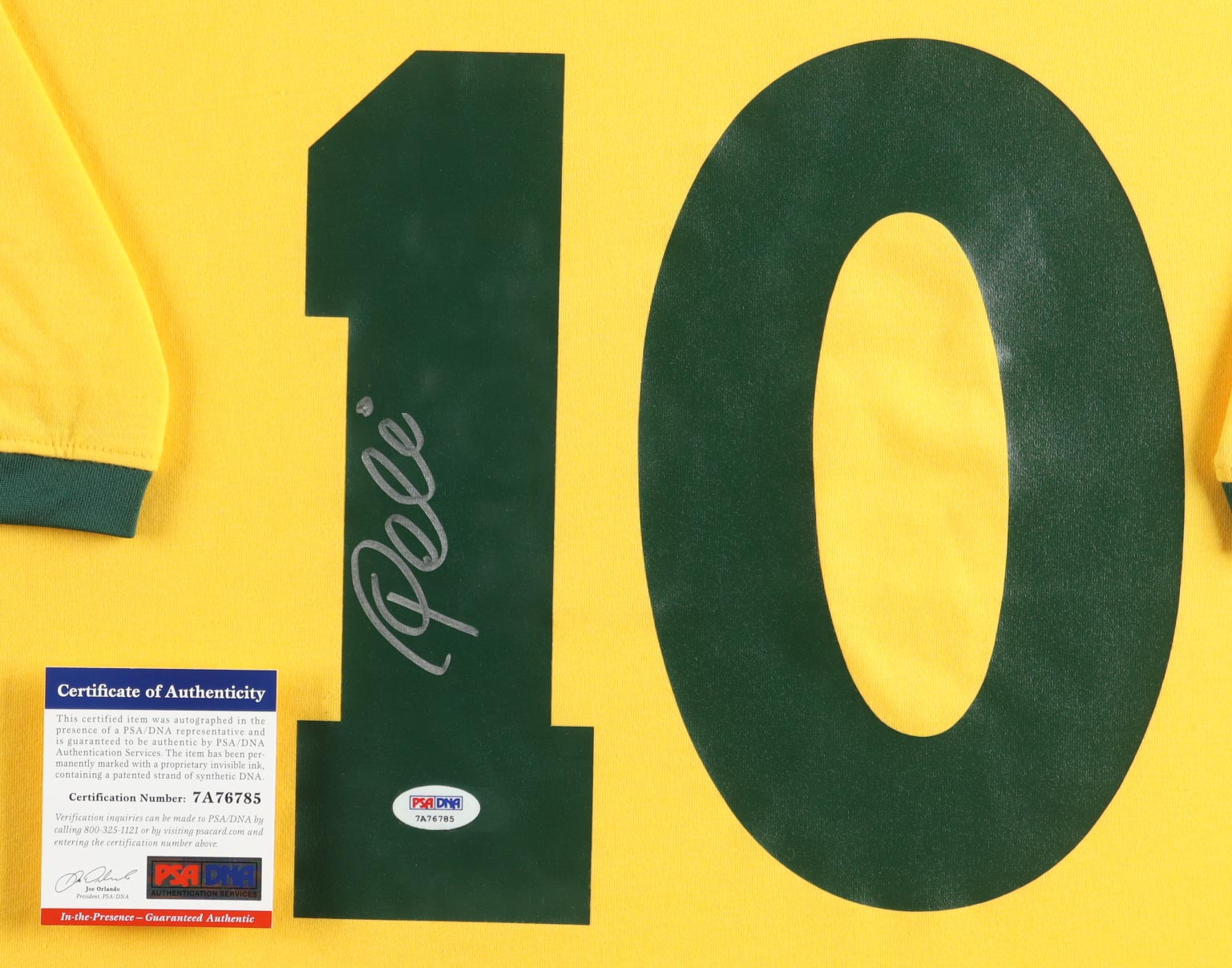 Pele Signed Custom Framed Jersey Display with World Cup Trophy Pin (PSA) at PristineAuction.com Pele Signed Custom Framed Jersey Display with World Cup Trophy Pin (PSA) at PristineAuction.com