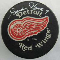 Gordie Howe Signed Red Wings Logo Hockey Puck (JSA) at PristineAuction.com