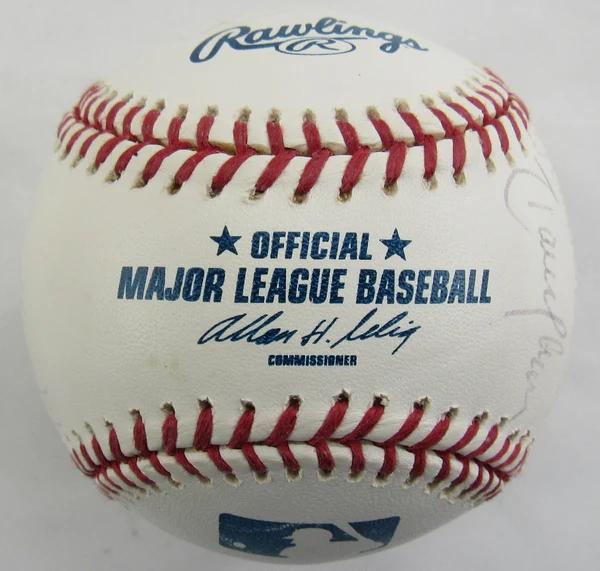 2005 Yankees OML Baseball Team-Signed By (14) with Derek Jeter, Randy Johnson, Joe Torre (JSA) at PristineAuction.com 2005 Yankees OML Baseball Team-Signed By (14) with Derek Jeter, Randy Johnson, Joe Torre (JSA) at PristineAuction.com