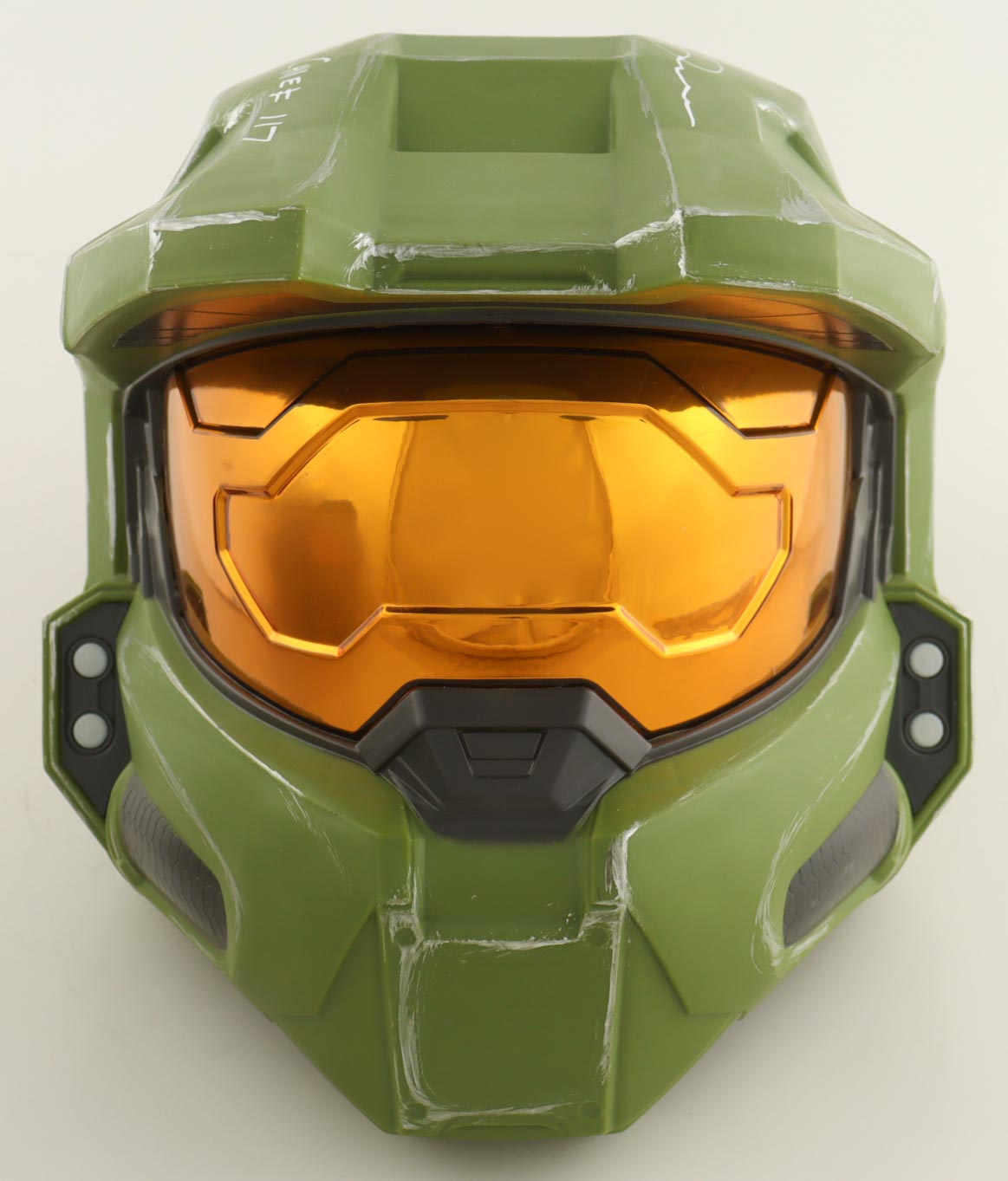 Steve Downes Signed "Halo" Master Chief Full-Size Spartan Helmet Inscribed "Master Chief 117" (JSA) at PristineAuction.com Steve Downes Signed "Halo" Master Chief Full-Size Spartan Helmet Inscribed "Master Chief 117" (JSA) at PristineAuction.com