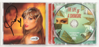 Taylor Swift Signed "The Life of a Showgirl" CD Album Insert (JSA) at PristineAuction.com