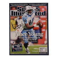 Vince Young Signed 2006 Sports Illustrated Magazine (Beckett) at PristineAuction.com