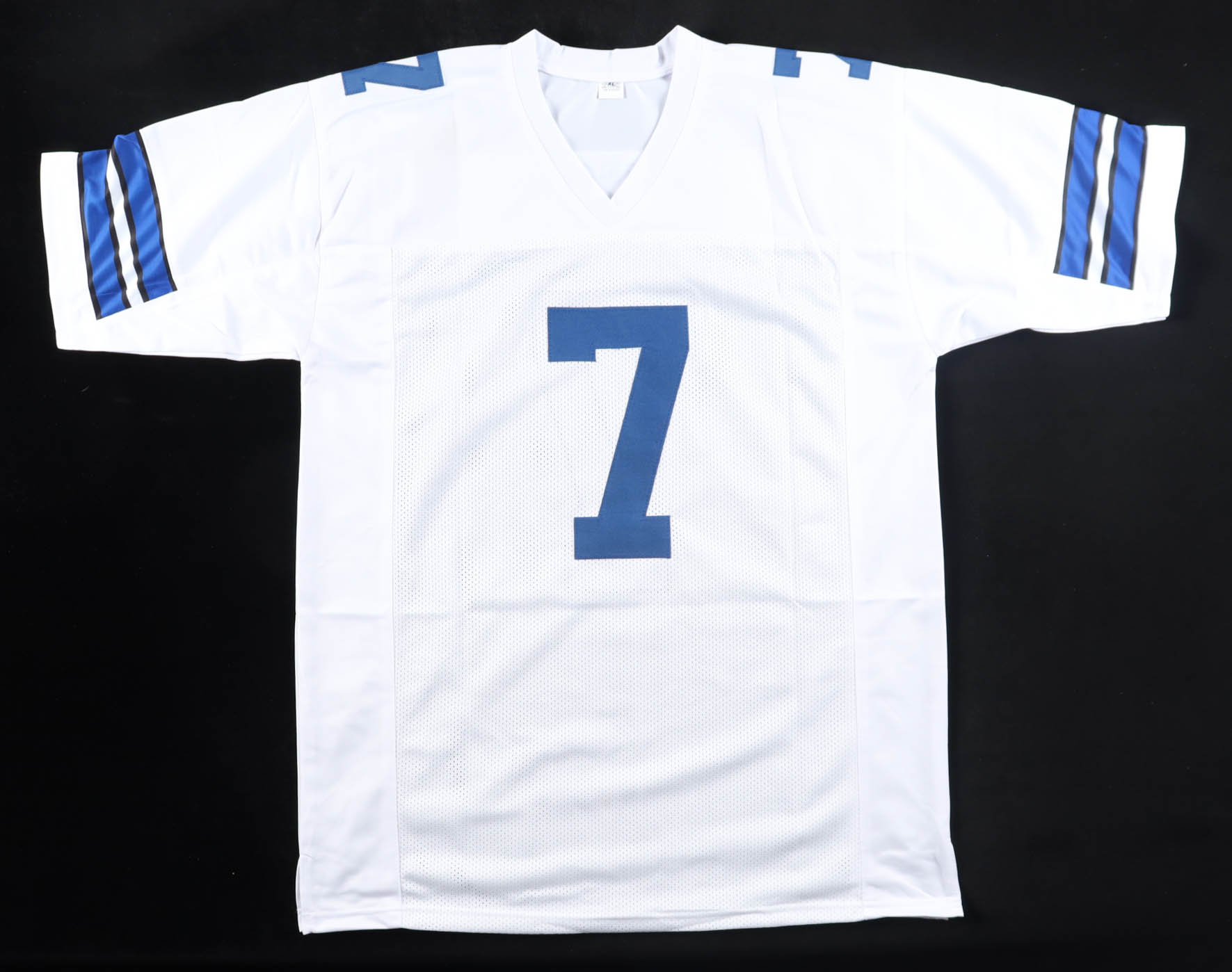 Trevon Diggs Signed Jersey (JSA) at PristineAuction.com Trevon Diggs Signed Jersey (JSA) at PristineAuction.com