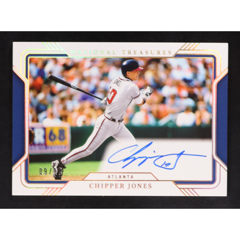 Chipper Jones 2025 Panini National Treasures Field Pass Autographs Holo Gold #9 #09/10 at PristineAuction.com