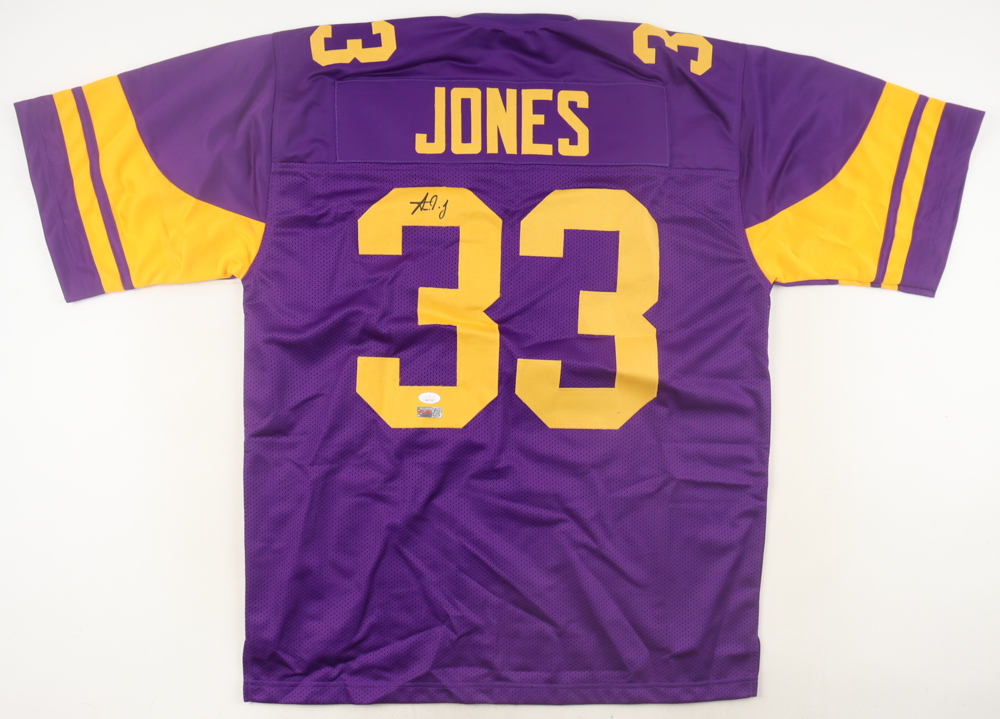 Aaron Jones Signed Jersey (JSA) at PristineAuction.com Aaron Jones Signed Jersey (JSA) at PristineAuction.com