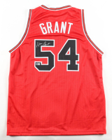 Horace Grant Signed Jersey (Beckett) at PristineAuction.com