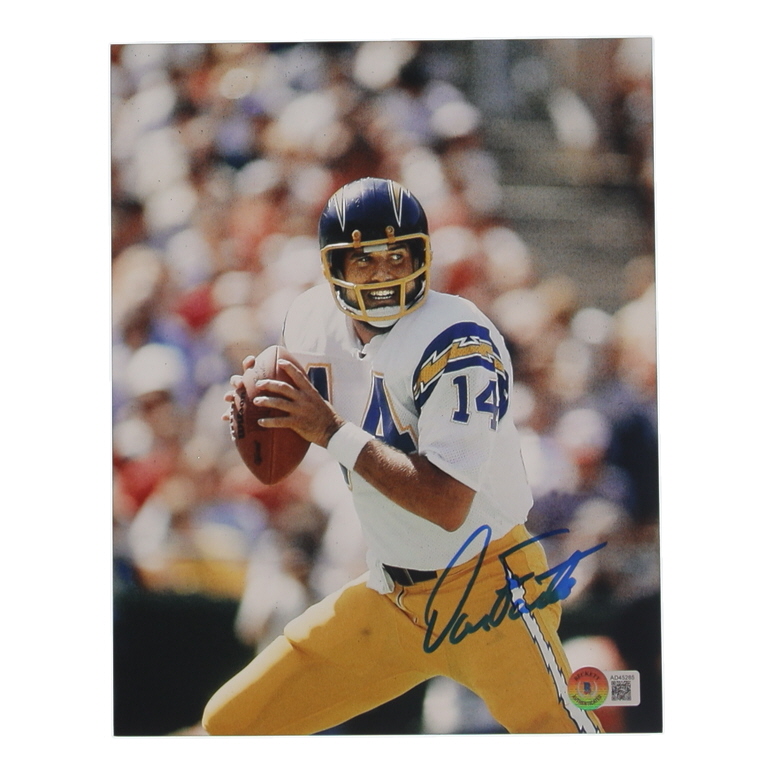 Dan Fouts Signed Chargers 8x10 Photo (Beckett) at PristineAuction.com Dan Fouts Signed Chargers 8x10 Photo (Beckett) at PristineAuction.com
