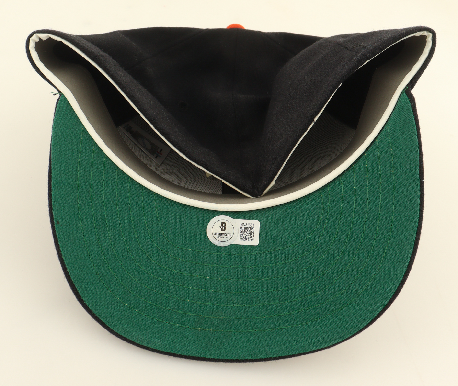 Monte Irvin Signed Giants Logo Fitted Hat (Beckett) at PristineAuction.com Monte Irvin Signed Giants Logo Fitted Hat (Beckett) at PristineAuction.com