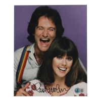 Pam Dawber Signed "Mork & Mindy" 8x10 Photo (Beckett) at PristineAuction.com