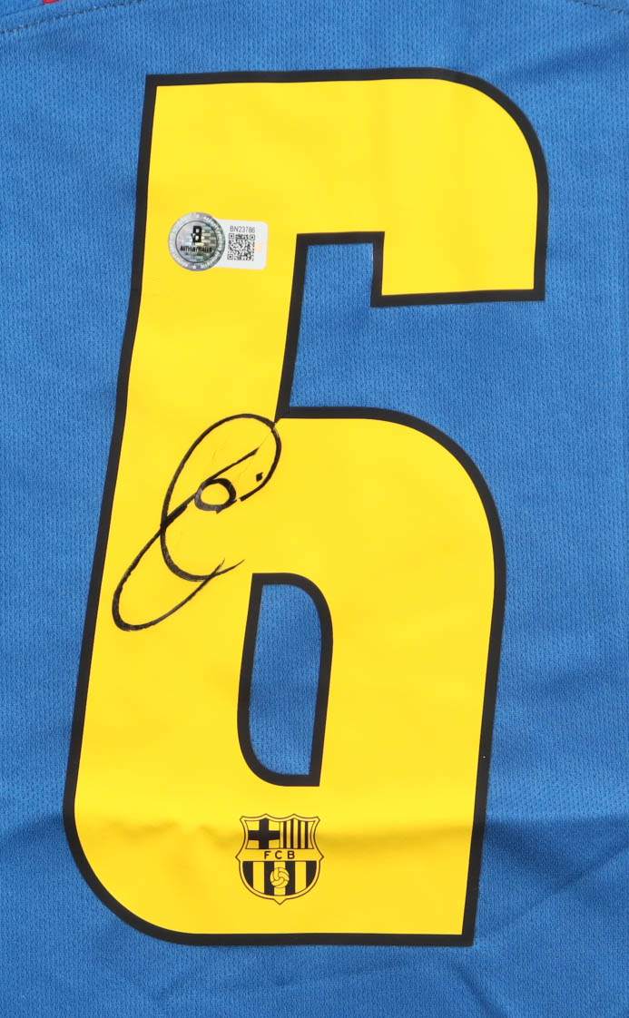 Xavi Hernandez Signed F.C. Barcelona Nike Authentic Jersey (Beckett) at PristineAuction.com Xavi Hernandez Signed F.C. Barcelona Nike Authentic Jersey (Beckett) at PristineAuction.com