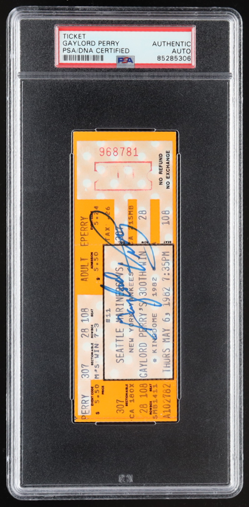 Gaylord Perry Signed 1982 Mariners vs. Yankees Game Ticket (PSA) at PristineAuction.com Gaylord Perry Signed 1982 Mariners vs. Yankees Game Ticket (PSA) at PristineAuction.com