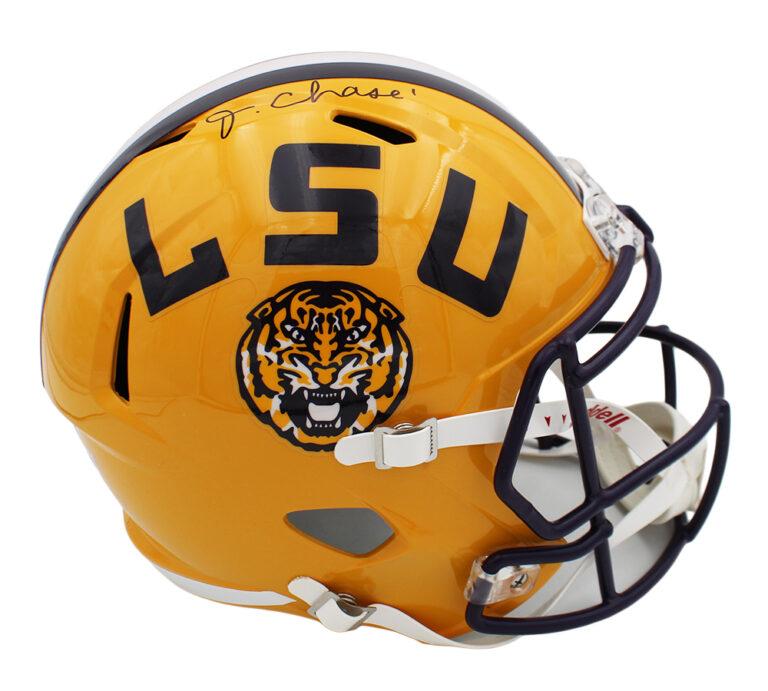 Ja'Marr Chase Signed LSU Tigers Full-Size Speed Helmet (Beckett) at PristineAuction.com Ja'Marr Chase Signed LSU Tigers Full-Size Speed Helmet (Beckett) at PristineAuction.com