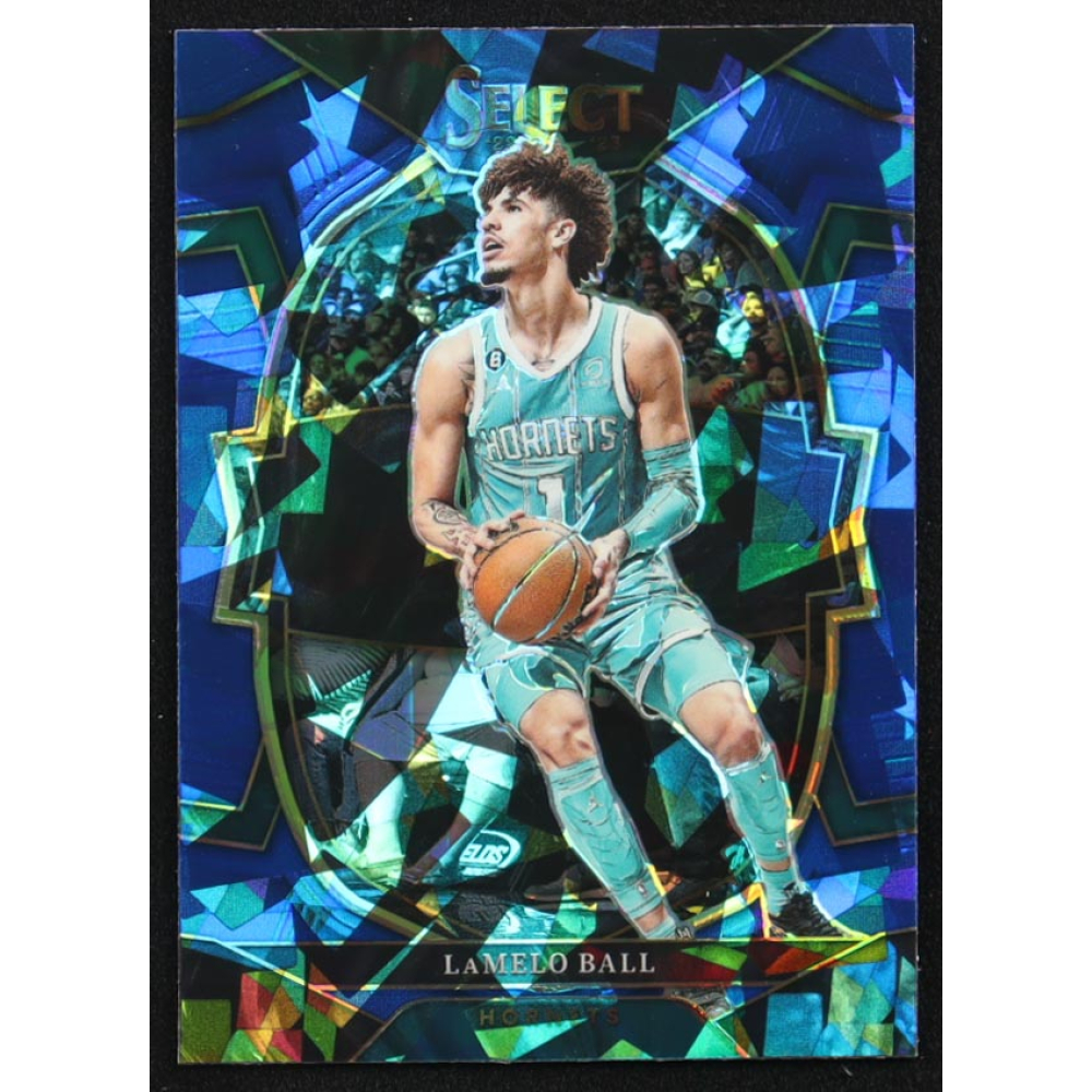 LaMelo Ball 2022-23 Select Prizms Blue Cracked Ice #41 at PristineAuction.com