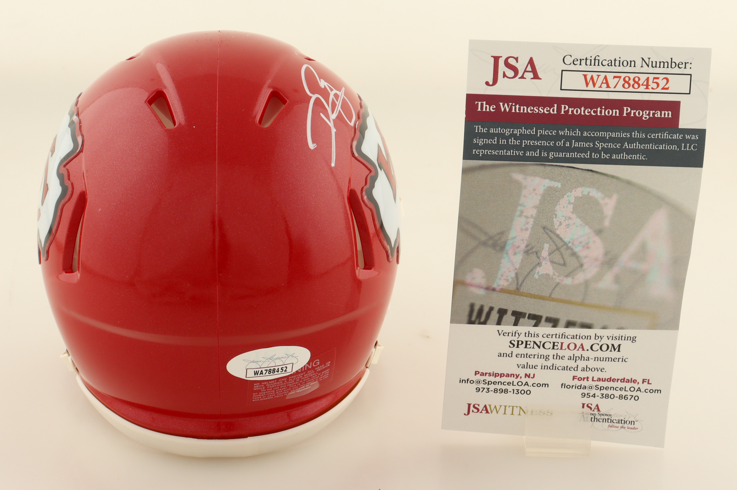 Dwayne Bowe Signed Chiefs Speed Mini Helmet (JSA) at PristineAuction.com Dwayne Bowe Signed Chiefs Speed Mini Helmet (JSA) at PristineAuction.com