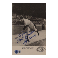 Lefty Gomez Signed Yankees 5.5x8.5 Vintage Cut Inscribed "Best Wishes" (Beckett) at PristineAuction.com