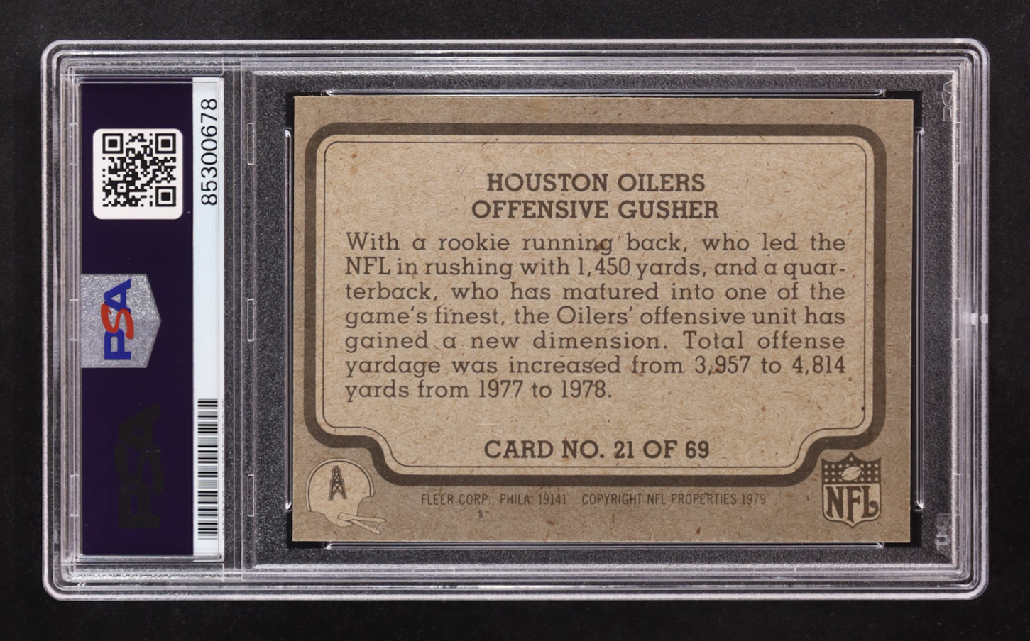 Earl Campbell Signed 1979 Fleer Offensive Gusher #21 RC (PSA) at PristineAuction.com Earl Campbell Signed 1979 Fleer Offensive Gusher #21 RC (PSA) at PristineAuction.com