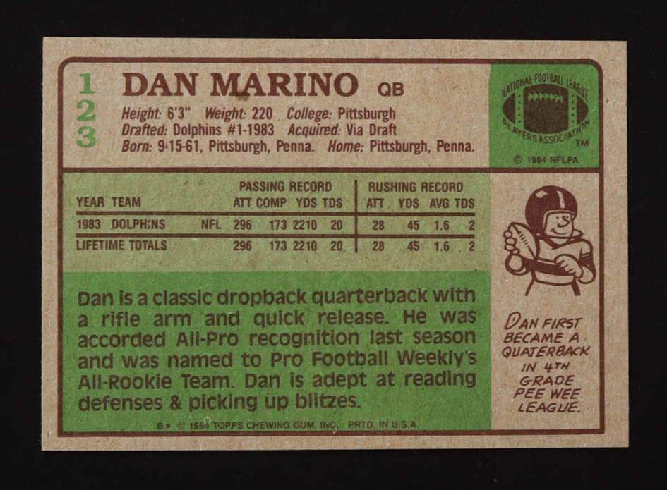 Dan Marino 1984 Topps RC #123 at PristineAuction.com Dan Marino 1984 Topps RC #123 at PristineAuction.com