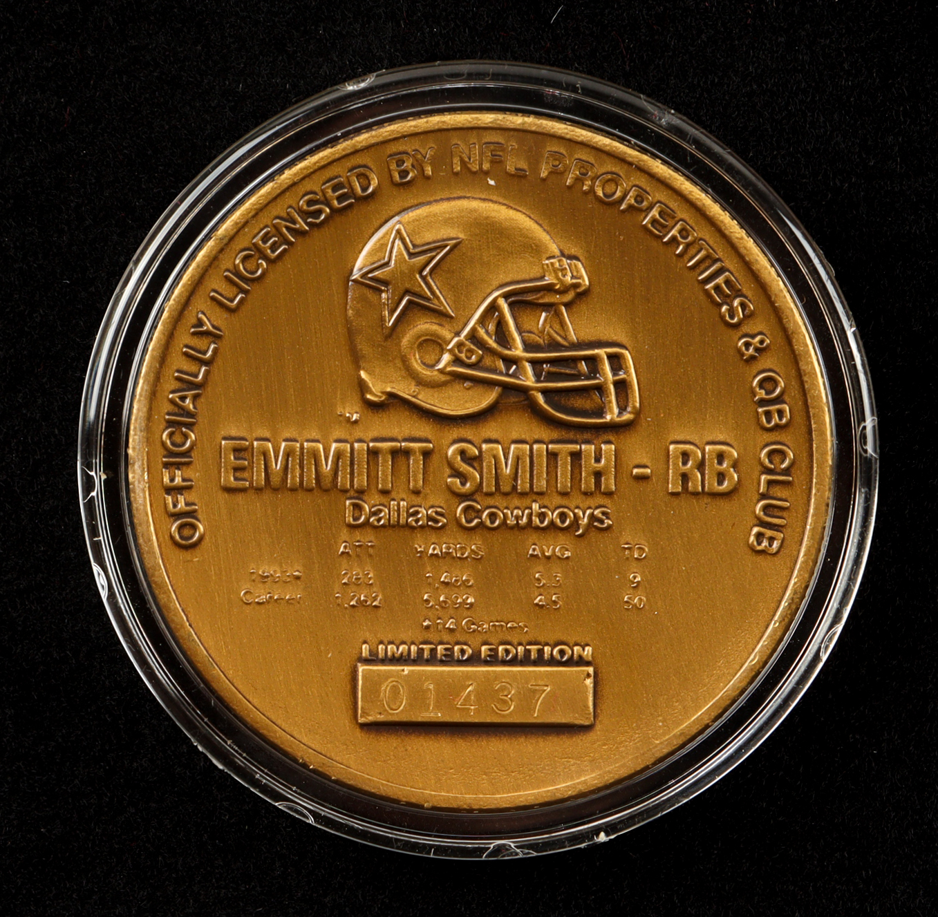 Emmitt Smith LE The Highland Mint Bronze Coin With Display Case at PristineAuction.com Emmitt Smith LE The Highland Mint Bronze Coin With Display Case at PristineAuction.com