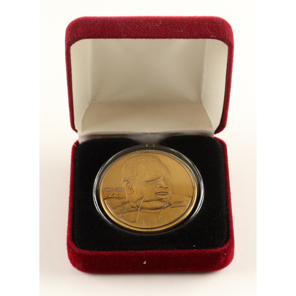 Emmitt Smith LE The Highland Mint Bronze Coin With Display Case at PristineAuction.com