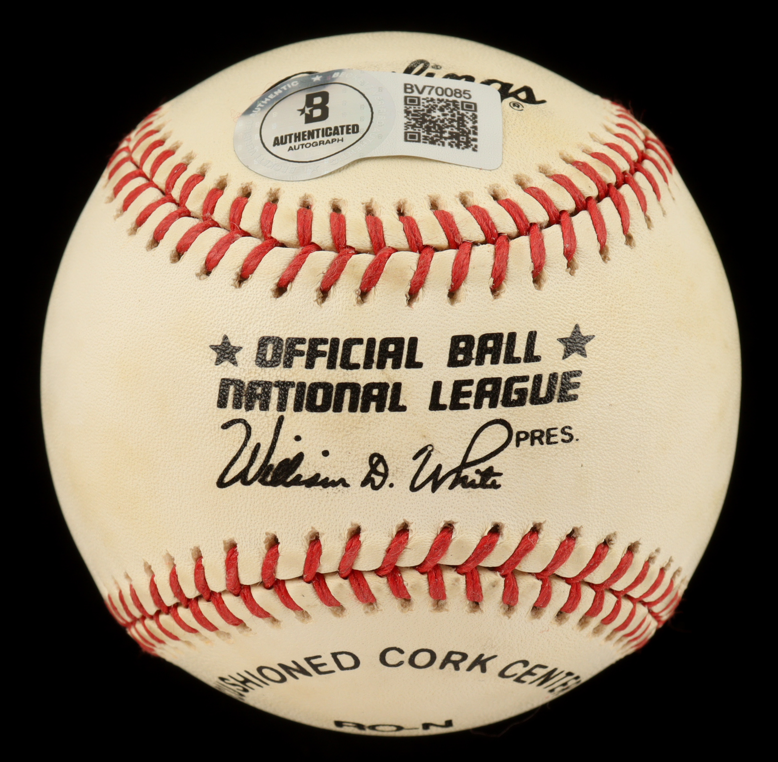 Ernie Banks Signed ONL Baseball (Beckett) at PristineAuction.com Ernie Banks Signed ONL Baseball (Beckett) at PristineAuction.com