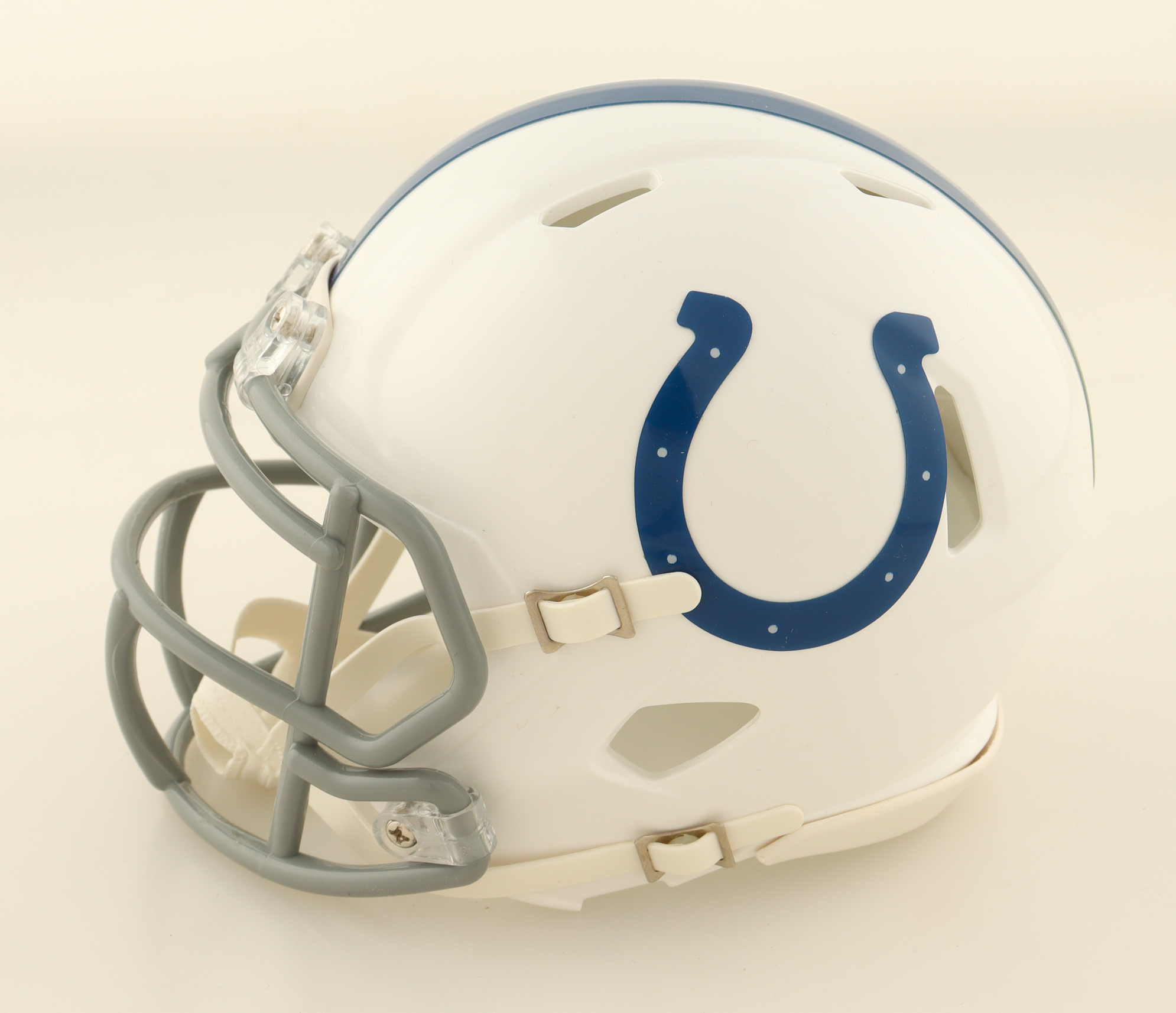 Jonathan Taylor Signed Colts Speed Mini Helmet (Beckett) at PristineAuction.com Jonathan Taylor Signed Colts Speed Mini Helmet (Beckett) at PristineAuction.com