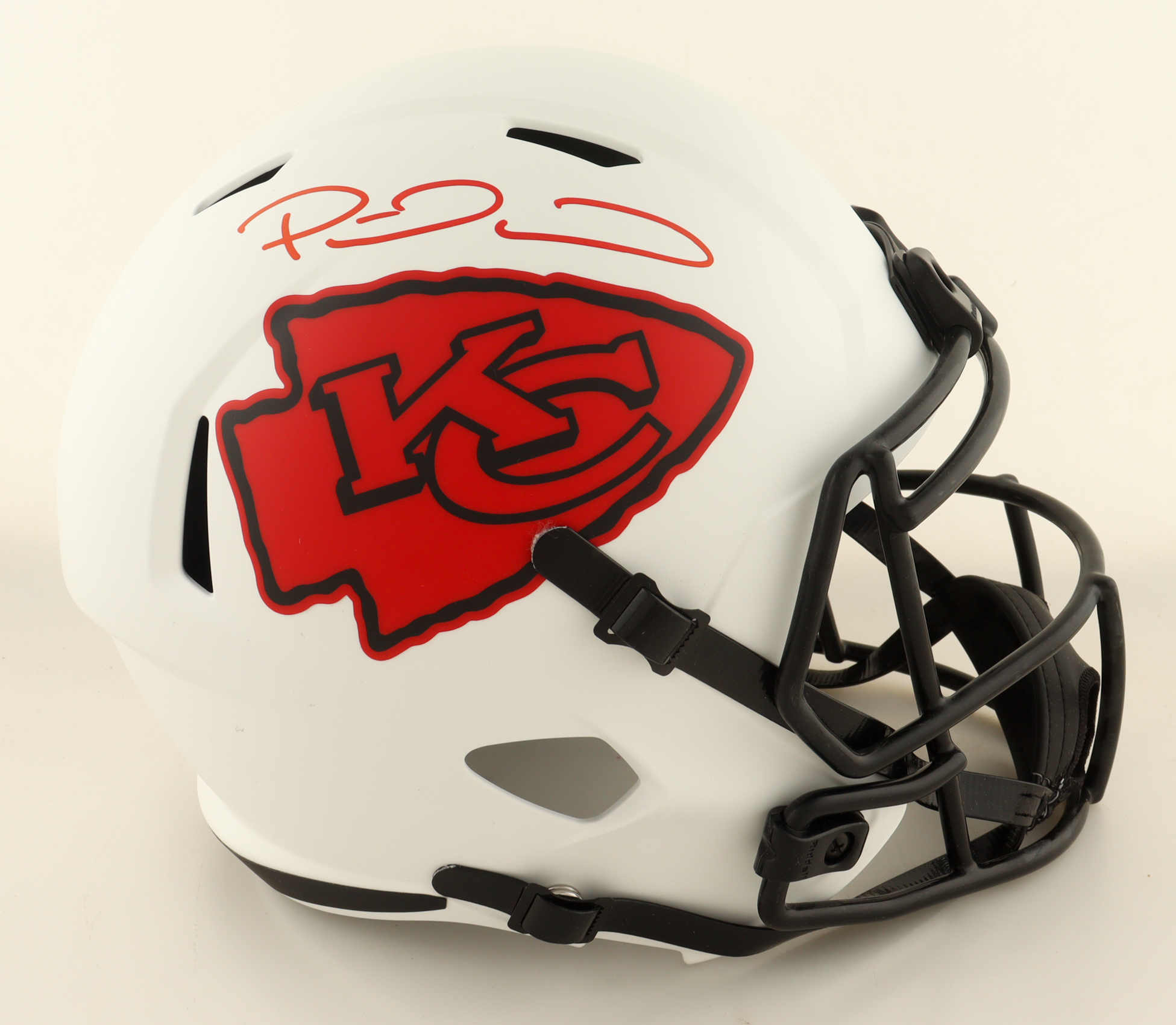 Patrick Mahomes II Signed Chiefs Full-Size Lunar Eclipse Alternate Speed Helmet (Beckett) at PristineAuction.com Patrick Mahomes II Signed Chiefs Full-Size Lunar Eclipse Alternate Speed Helmet (Beckett) at PristineAuction.com