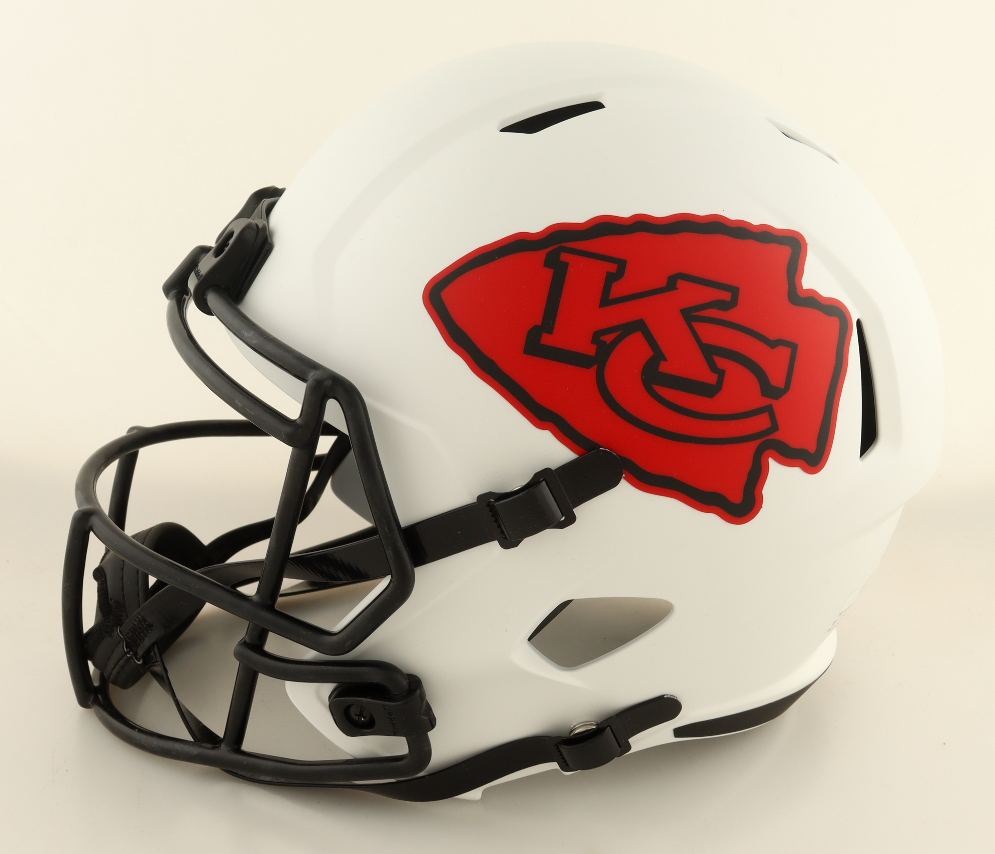 Patrick Mahomes II Signed Chiefs Full-Size Lunar Eclipse Alternate Speed Helmet (Beckett) at PristineAuction.com Patrick Mahomes II Signed Chiefs Full-Size Lunar Eclipse Alternate Speed Helmet (Beckett) at PristineAuction.com
