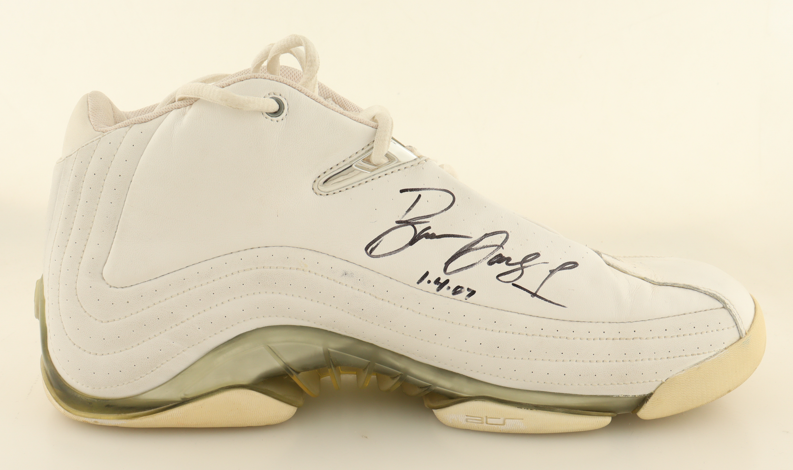 Baron Davis Signed Game-Used ReeBok Shoe with Multiple Inscriptions (JSA) at PristineAuction.com Baron Davis Signed Game-Used ReeBok Shoe with Multiple Inscriptions (JSA) at PristineAuction.com
