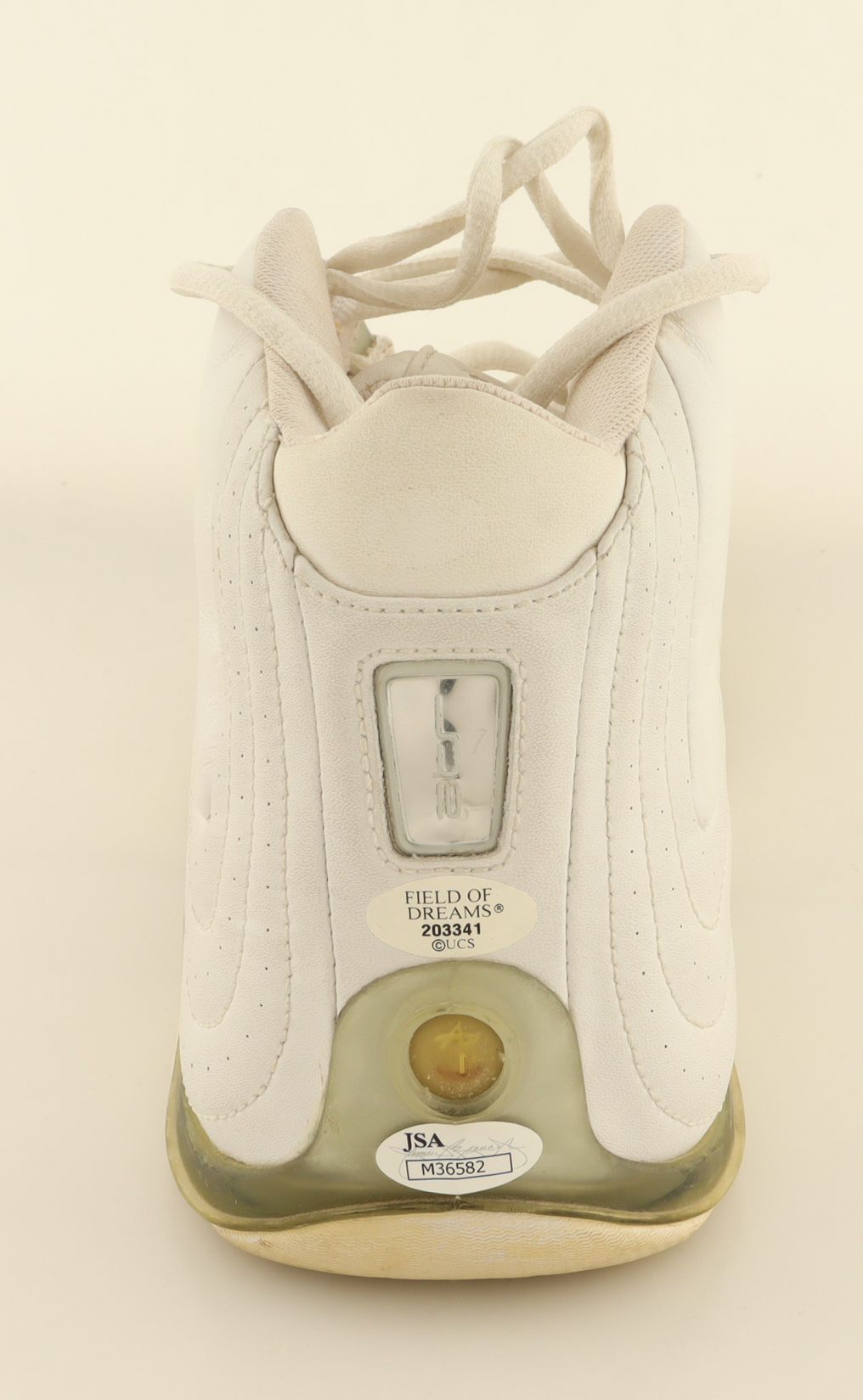 Baron Davis Signed Game-Used ReeBok Shoe with Multiple Inscriptions (JSA) at PristineAuction.com Baron Davis Signed Game-Used ReeBok Shoe with Multiple Inscriptions (JSA) at PristineAuction.com