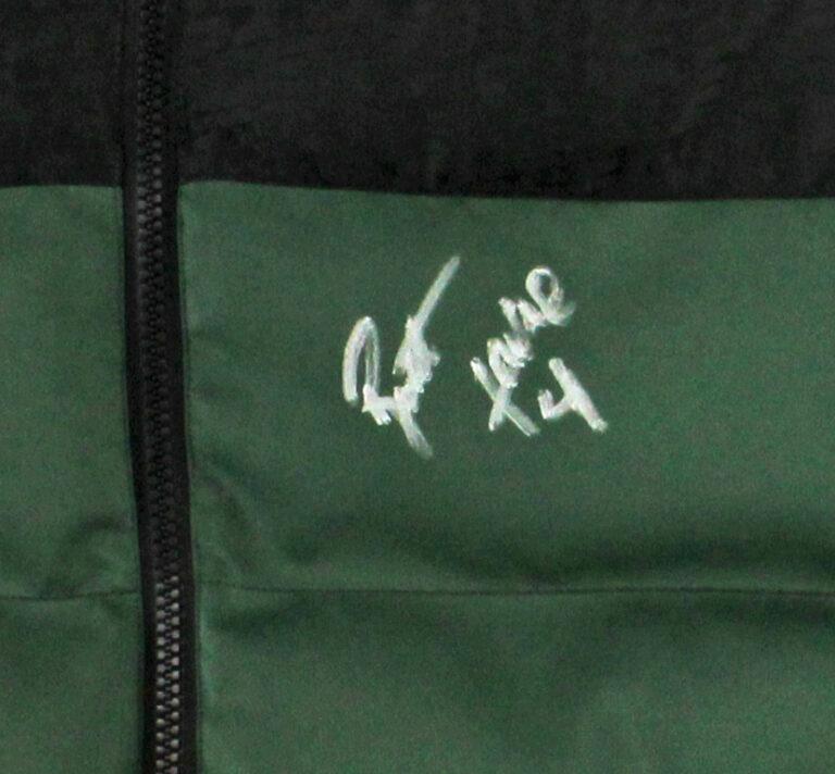 Brett Favre Signed Packers Puffer Vest (Radtke) at PristineAuction.com Brett Favre Signed Packers Puffer Vest (Radtke) at PristineAuction.com