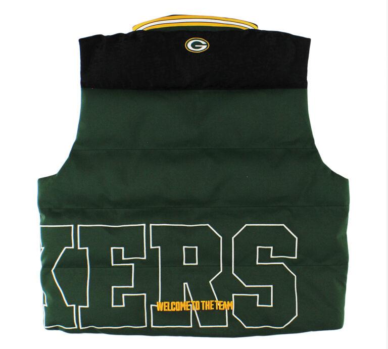 Brett Favre Signed Packers Puffer Vest (Radtke) at PristineAuction.com Brett Favre Signed Packers Puffer Vest (Radtke) at PristineAuction.com