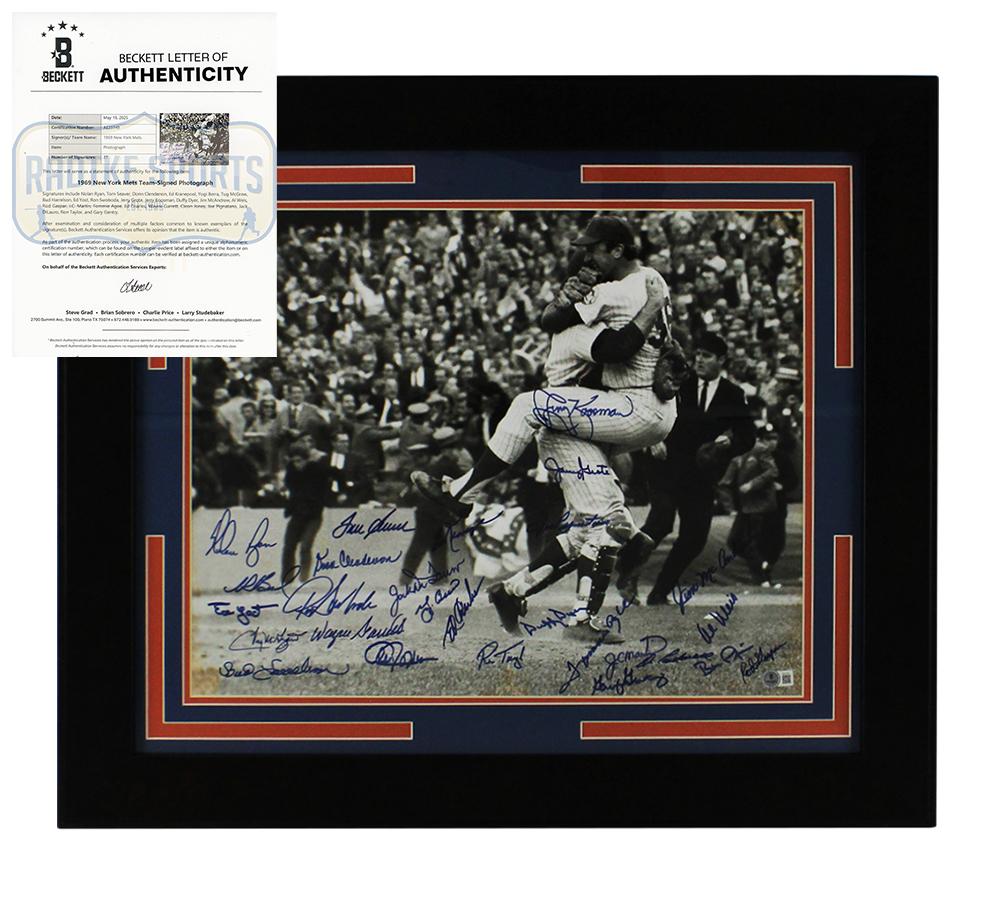 1969 Mets Custom Framed Photo Team-Signed By (27) with Nolan Ryan, Tom Seaver, Yogi Berra (Beckett) at PristineAuction.com 1969 Mets Custom Framed Photo Team-Signed By (27) with Nolan Ryan, Tom Seaver, Yogi Berra (Beckett) at PristineAuction.com