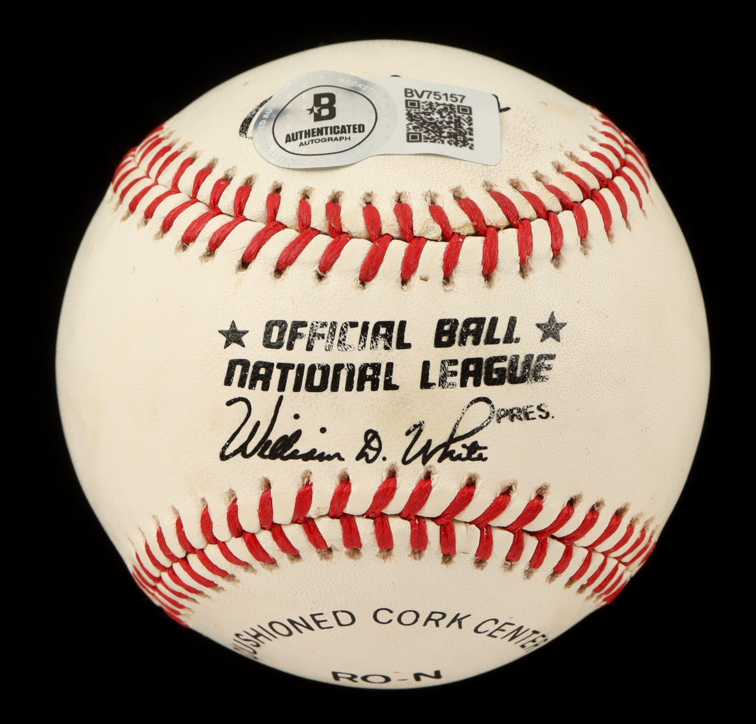 Dave Justice Signed ONL Baseball (Beckett) at PristineAuction.com Dave Justice Signed ONL Baseball (Beckett) at PristineAuction.com